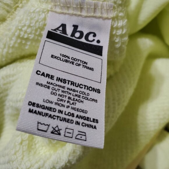 NWT ADVISORY BOARD CRYSTALS Abc 123 WOMEN SWEATSHORTS Sulphur yellow - Picture 5 of 10